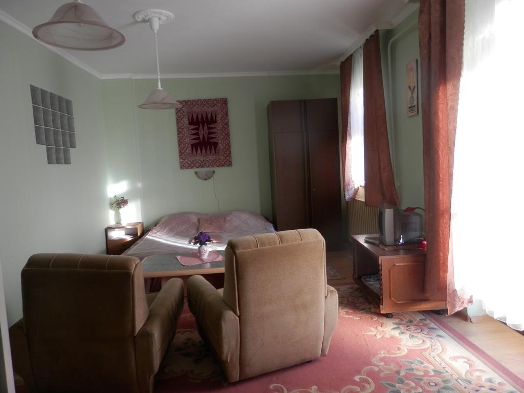 מלון Apartman Napsugar Vendeghaz אגר מראה חיצוני תמונה