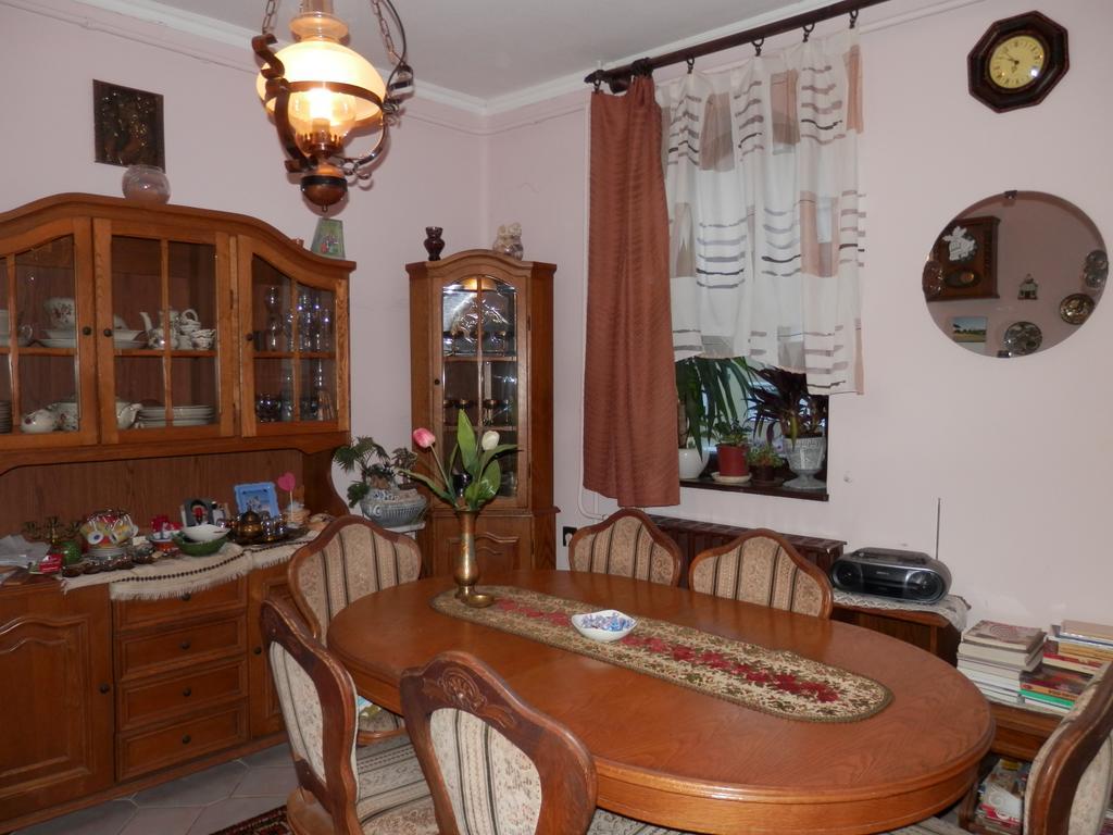 מלון Apartman Napsugar Vendeghaz אגר מראה חיצוני תמונה